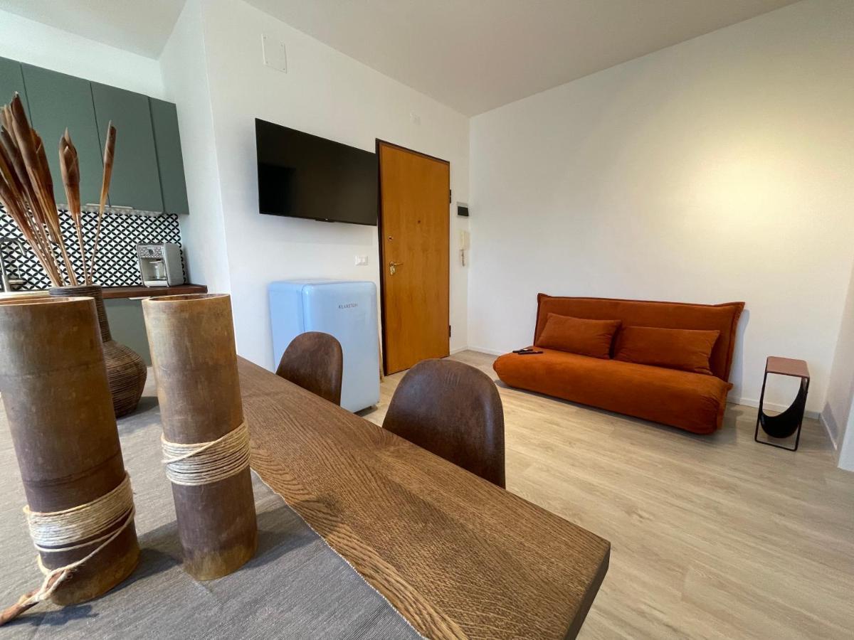 A Casa Di Ada 127 Appartement Pescara Buitenkant foto